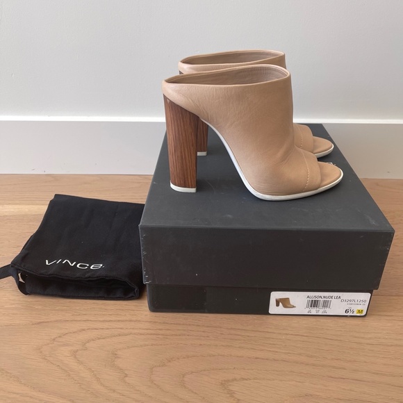 Vince Allison Leather Mule - Picture 7 of 10